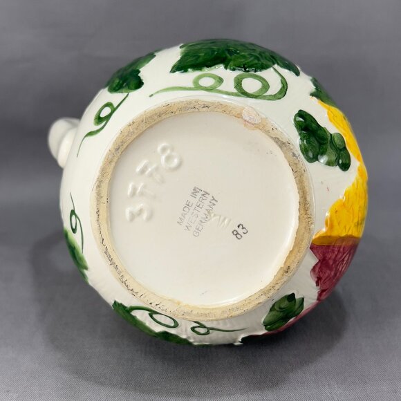 Vtg Ceramic Art Pottery 3778 Pitcher Majolica Strawberries Grapes West Germany - Picture 7 of 16